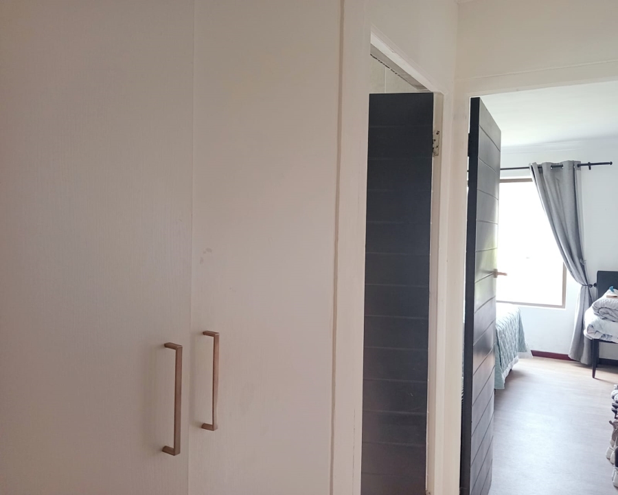 To Let 2 Bedroom Property for Rent in Sandbaai Western Cape